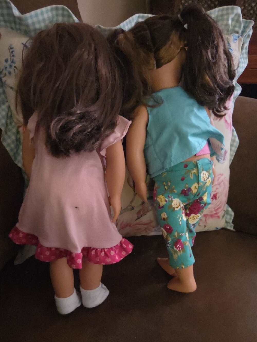 Our GENERATION DOLLS Children's Fashion Play Doll Set - Pink & Teal Outfits - Picture 4 of 8